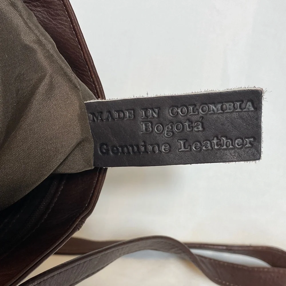 Brown Leather Crossbody/Shoulder Bag made in Bogota,Columbia - Picture 10 of 12